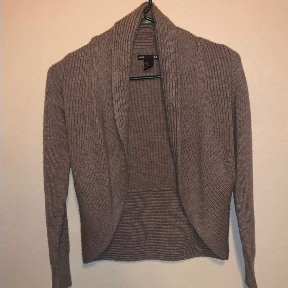 H&M basic Beige Sweater Size Small
